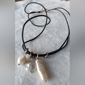 Black Leather Necklace with Pearls - Chic Layered Pendant